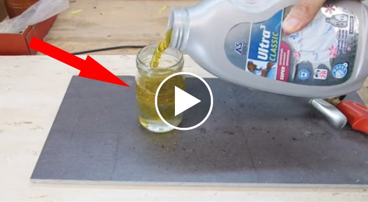 Come tagliare in modo perfetto un contenitore di vetro con acqua e olio