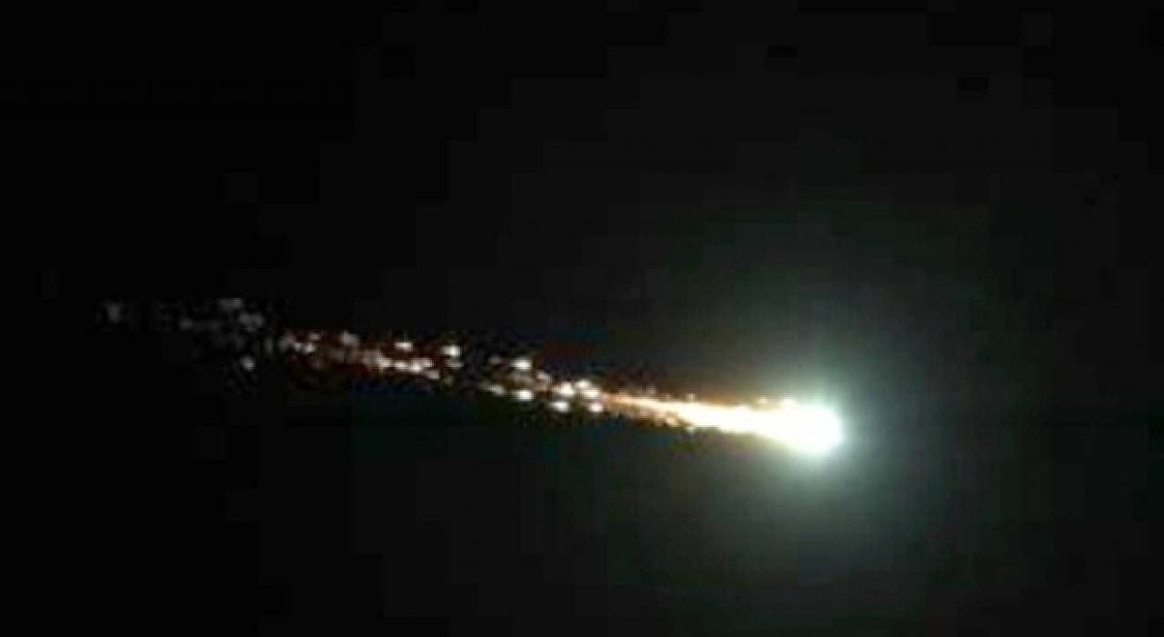 Enorme METEORITE illumina i cieli del Centro Nord Italia il 30 maggio, boato tra Veneto ed Emilia « 3B Meteo