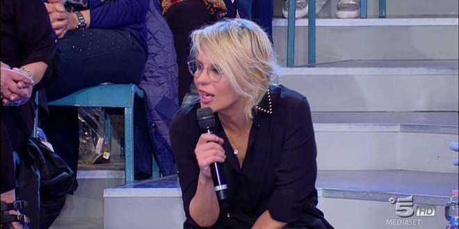 Uomini e Donne news: Maria De Filippi furiosa, gravi accuse alla redazione | Anticipazioni Tv e News