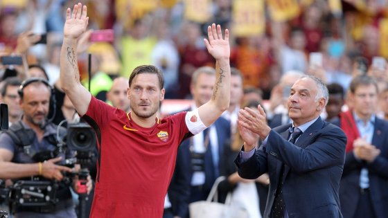 Il rilancio di Totti: "Non è detto che abbia finito di giocare definitivamente" - Repubblica.it