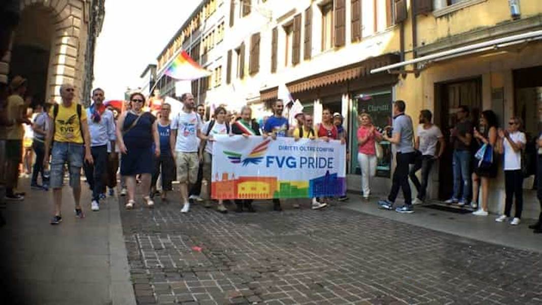 Il Friulano non ci stà al Gay Pride : solo 3000 ( forse meno ) alla manifestazione. | Wuoow