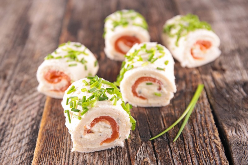 Rotolini di pane al salmone - Fidelity Cucina