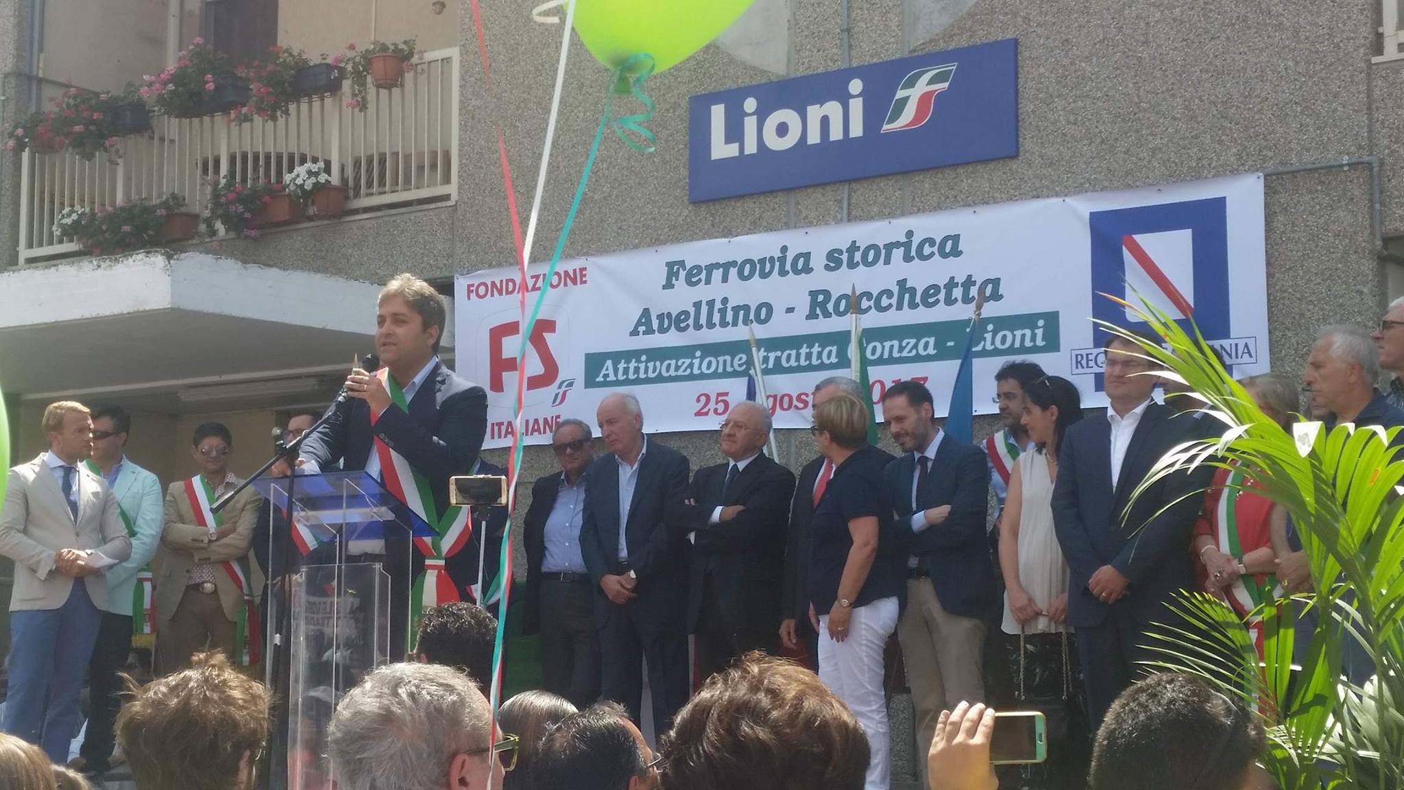 Arrivo Del Treno Storico Alla Stazione Di Lioni - Ecco Le Foto - Il Blog Di Marco Zuccardi