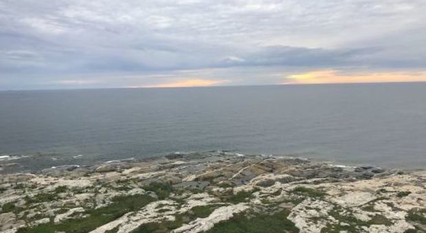 Dormire in un faro in Finlandia: sull’isola di Kylmäpihlaja l’atmosfera è senza tempo