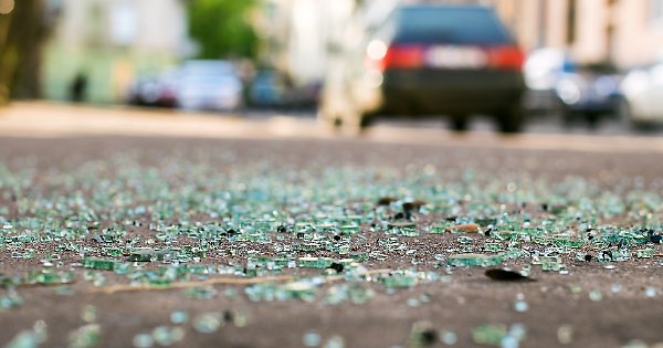 Skip.Li | Vostro figlio è un pirata della strada: voi lo denuncereste?