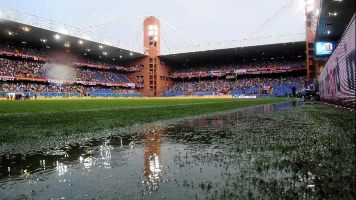 Allerta meteo a Genova, rinviata Sampdoria-Roma - Repubblica.it