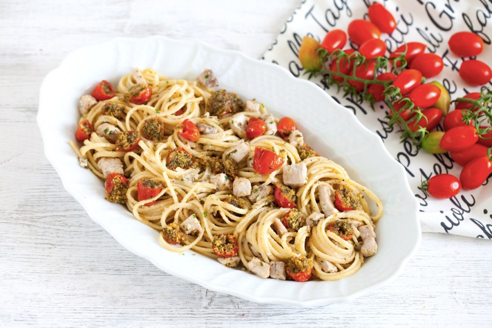 Ricetta Pasta fredda con pomodorini gratinati e pesce spada - Cucchiaio d'Argento