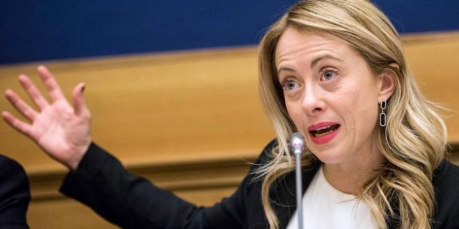 MELONI: "LE BELVE DI RIMINI DIAMOLE AI POLACCHI, IL NOSTRO SISTEMA GIUDIZIARIO È PIETOSO"