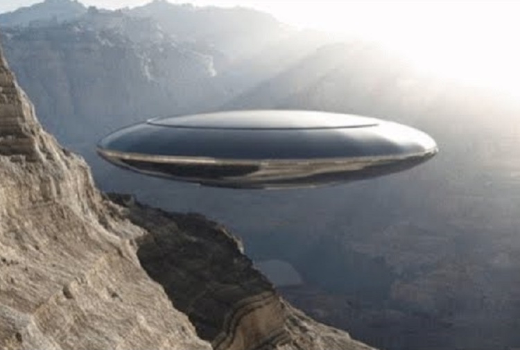 Invasione Ufo in atto, avvistamenti in tutta Italia - Tiscali Notizie