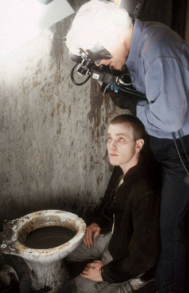 Forse Non Sapevate Che "la peggiore toilet della Scozia" dove si tuffa Renton in Trainspotting non era così terribile - Il Blog Di Marco Zuccardi