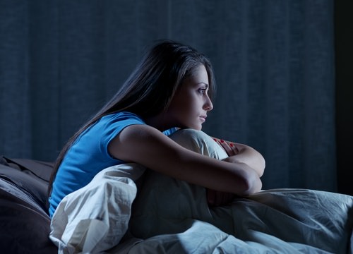 Ti capita di svegliarti nel cuore della notte? Ecco perchè: