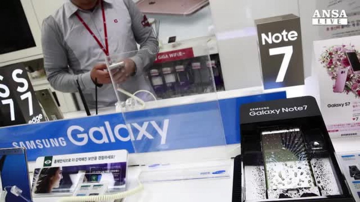 Samsung ha copiato: dovra risarcire 539 milioni di dollari a Apple - Repubblica.it