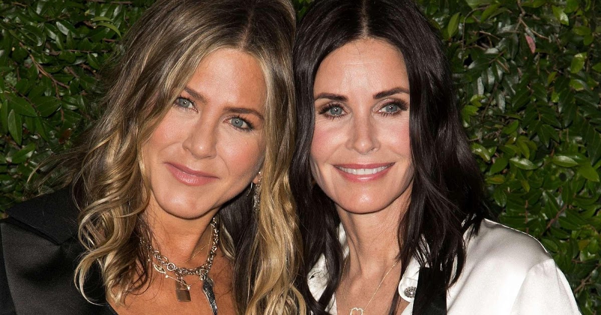 Jennifer Aniston e Courteney Cox, mini reunion del cast di