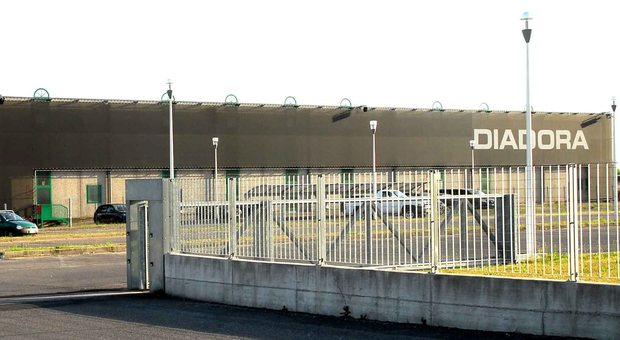 Migranti in fuga nella Marca: sono  sbarcati da un tir diretto alla Diadora