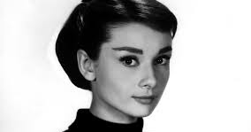 26 ANNI FA MORIVA AUDREY HEPBURN ~ marcozuccardi.it