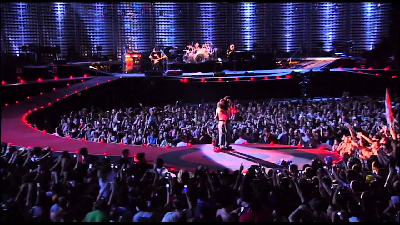 U2 - Still haven't found + All I Want Is You + City of Blinding Lights (Milan 2005) HD