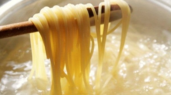 La pasta scotta fa ingrassare?